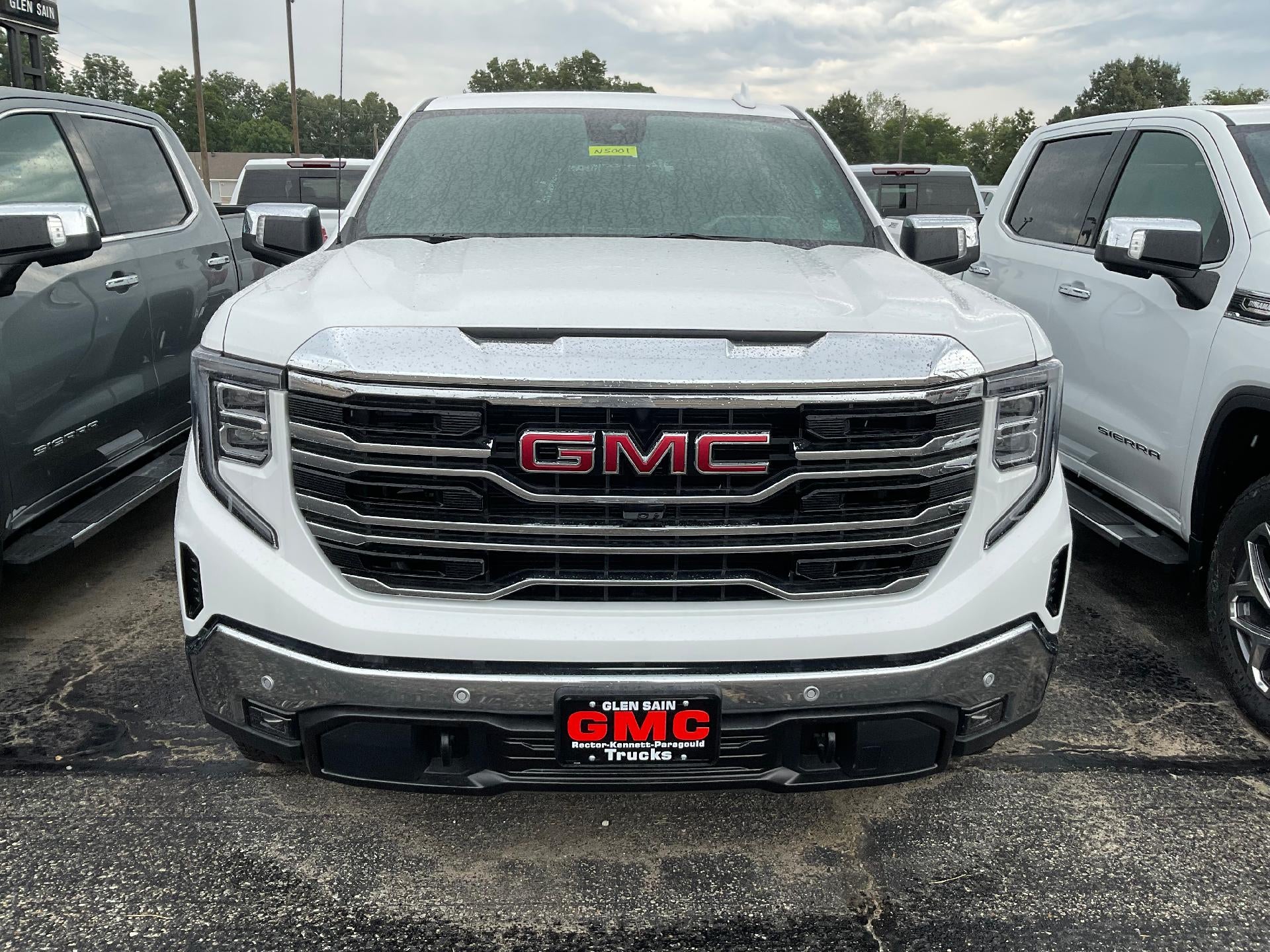 2026 GMC Sierra 1500 — side profile view